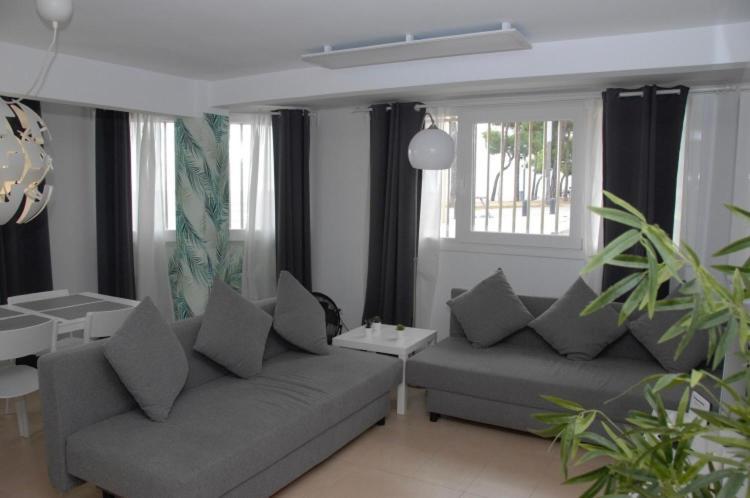 Apartamento A Primera Linea De Mar En Platja D'Aro Exterior photo
