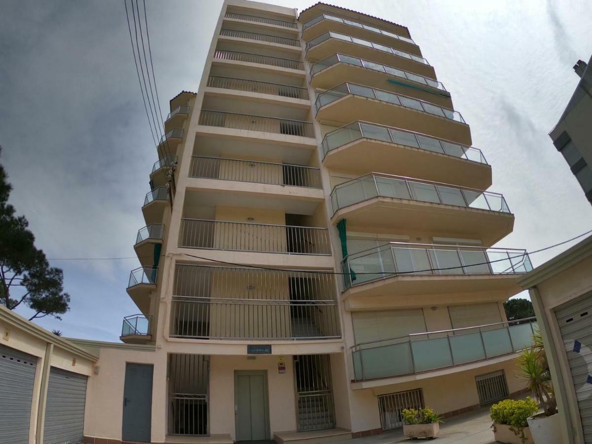 Apartamento A Primera Linea De Mar En Platja D'Aro Exterior photo